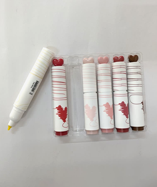 Peachy Heart Gel Highlighter